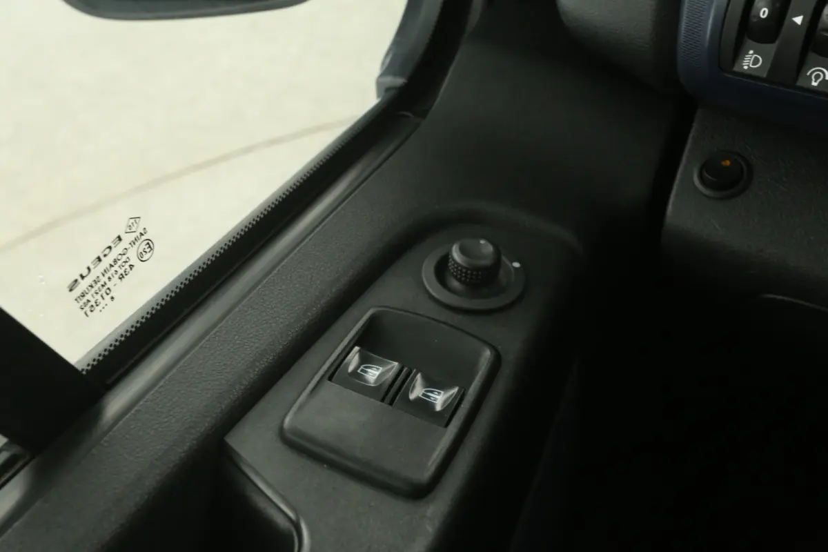 1.6 CDTI L1H1 | Airco | Camera | Carplay | 3 Zits | Elektrpakket