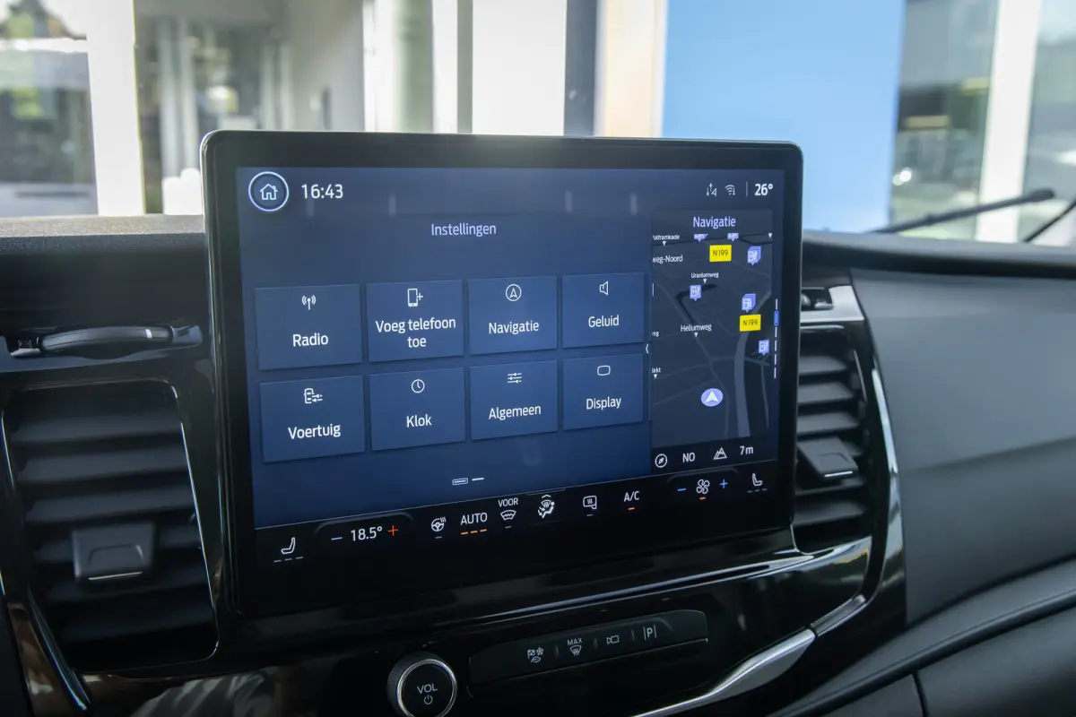 350 L3H2 Trend 68 kWh | Apple Carplay/Android Auto | Dodehoekdetectie | Rondomzicht camera | Stoel- Stuurverwarming | Zijwandbekleding laadruimte | Apple Carplay/Android Auto|telefoonintegra