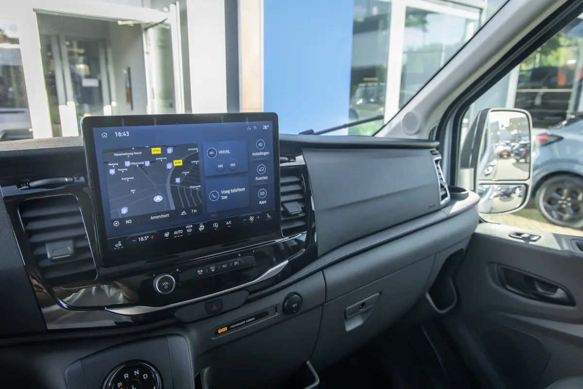 350 L3H2 Trend 68 kWh | Apple Carplay/Android Auto | Dodehoekdetectie | Rondomzicht camera | Stoel- Stuurverwarming | Zijwandbekleding laadruimte | Apple Carplay/Android Auto|telefoonintegra
