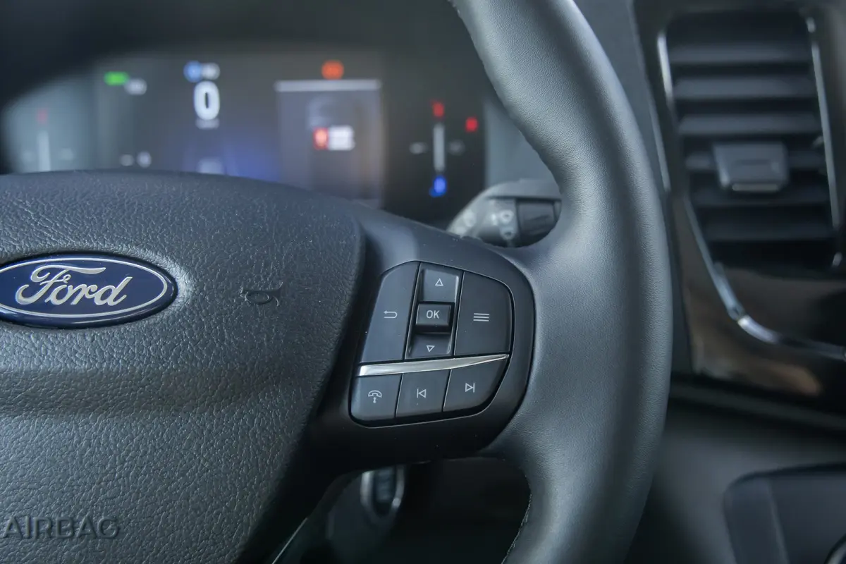 350 L3H2 Trend 68 kWh | Apple Carplay/Android Auto | Dodehoekdetectie | Rondomzicht camera | Stoel- Stuurverwarming | Zijwandbekleding laadruimte | Apple Carplay/Android Auto|telefoonintegra