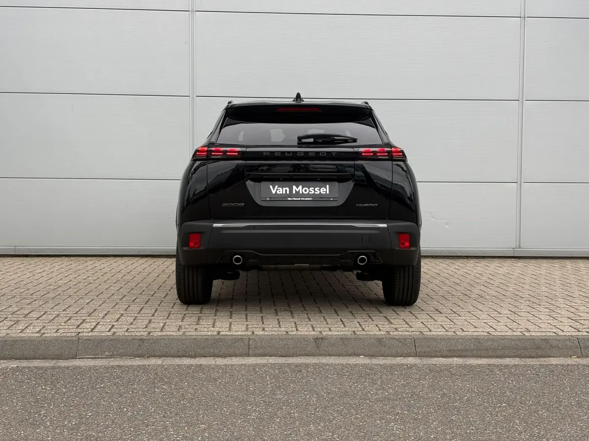 1.2 Hybrid 145 GT Direct leverbaar , geen pseudo eindheffing op deze auto!