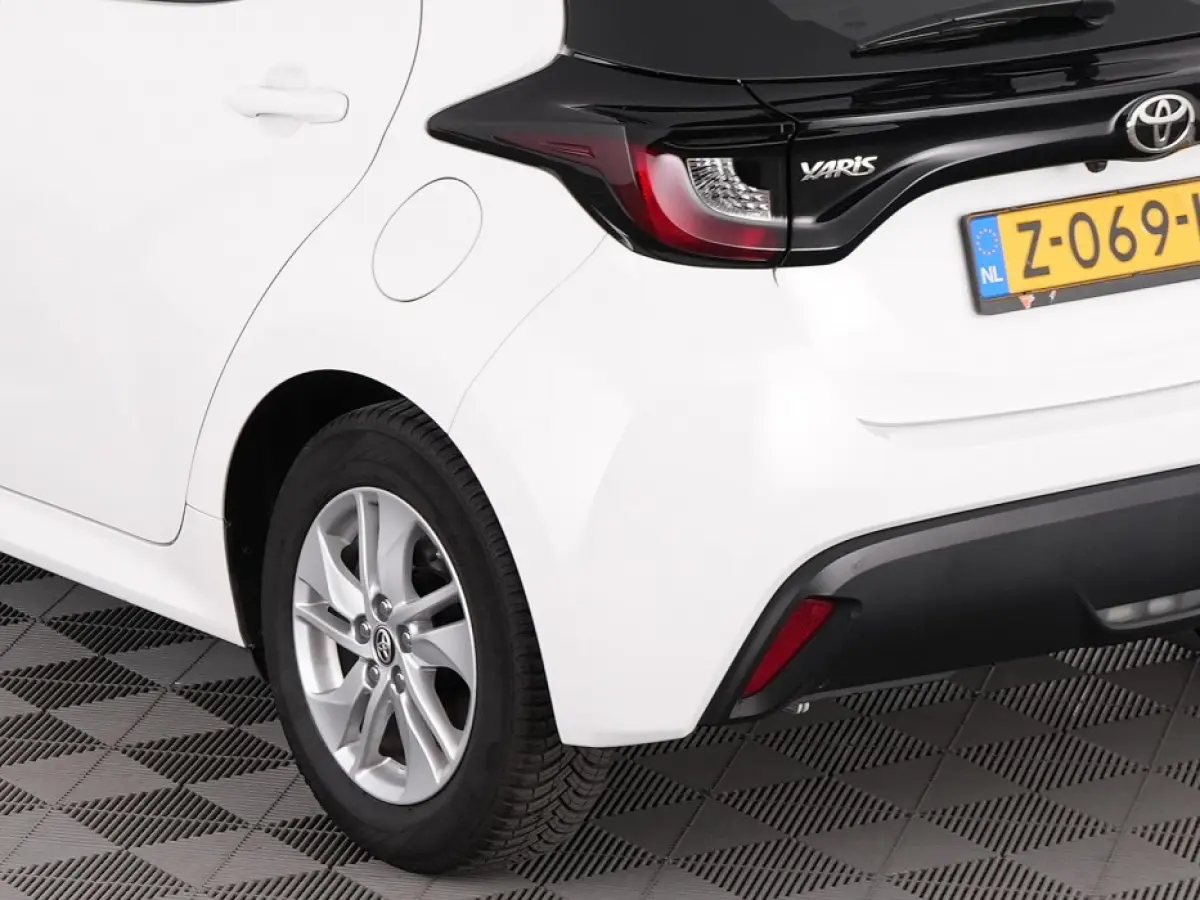 1.5 Hybrid 115 Active | CARPLAY | ECC | VELGEN !