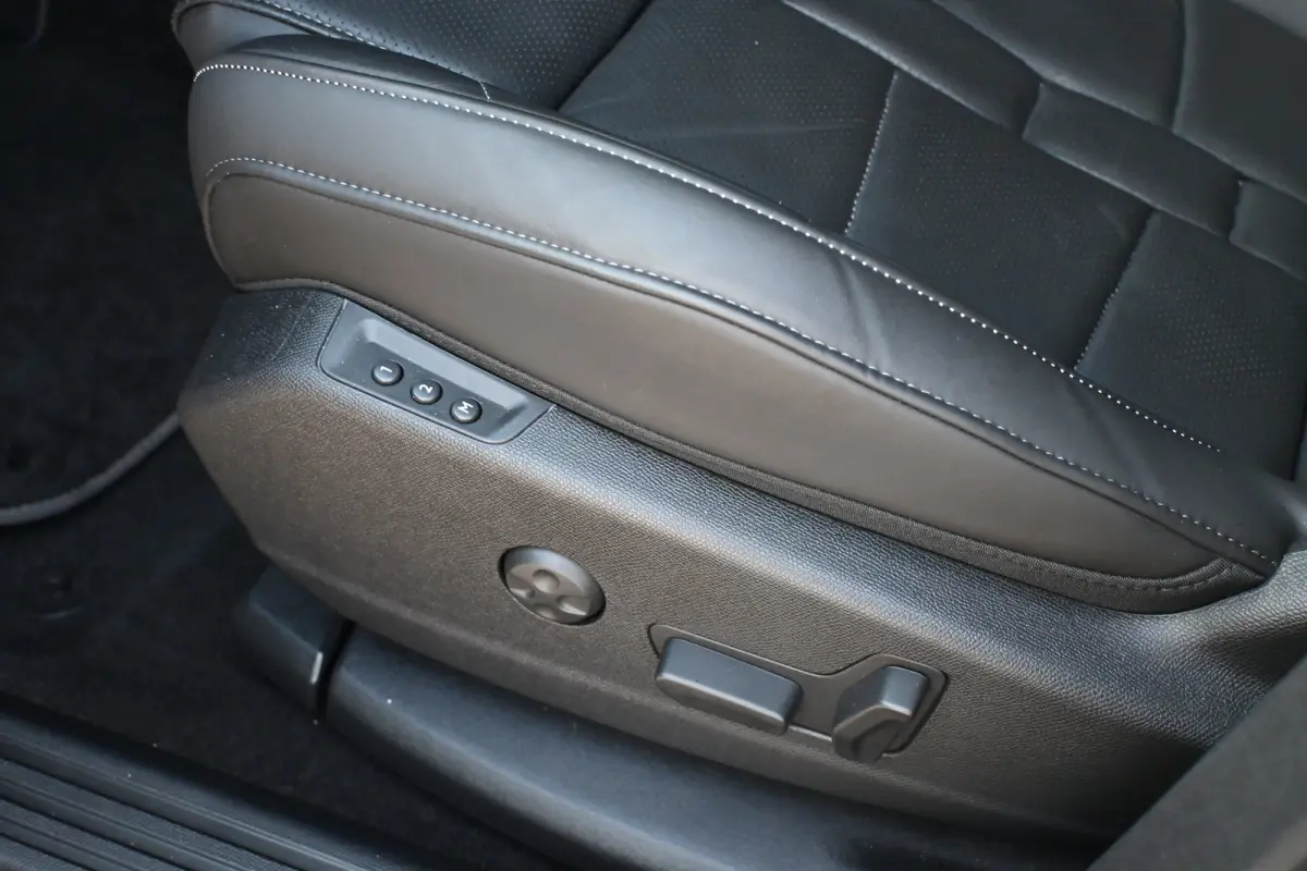 1.6 PHEV 300 4x4 Etoile | Nachtzicht | Vol-Leder | Schuif-/Kanteldak | Adaptive Cruise | 360 Camera | Stoelverwarming | !!