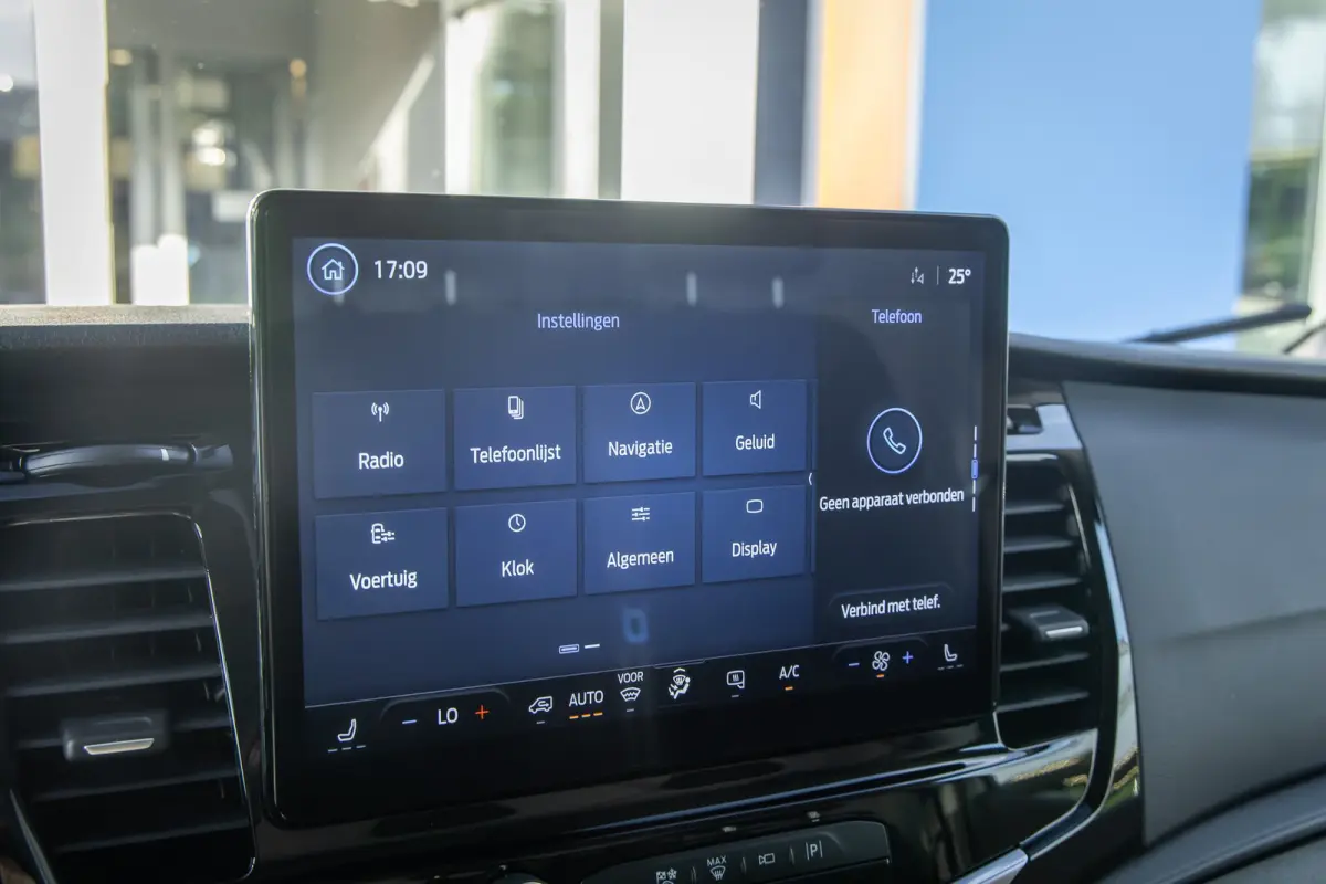350 L3H2 Trend 68 kWh | Apple Carplay/Android Auto | Rondomzicht camera | Stoel- Stuurverwarming | Elektrisch verstelbare bestuurdersstoel | Apple Carplay/Android Auto|telefoonintegratie pre