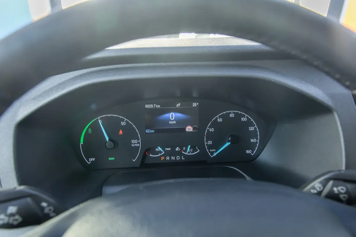 350 L3H2 Trend 68 kWh | Apple Carplay/Android Auto | Rondomzicht camera | Stoel- Stuurverwarming | Elektrisch verstelbare bestuurdersstoel | Apple Carplay/Android Auto|telefoonintegratie pre