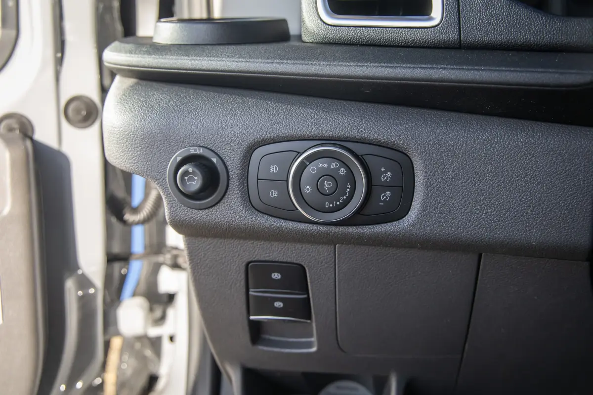350 L3H2 Trend 68 kWh | Apple Carplay/Android Auto | Rondomzicht camera | Stoel- Stuurverwarming | Elektrisch verstelbare bestuurdersstoel | Apple Carplay/Android Auto|telefoonintegratie pre