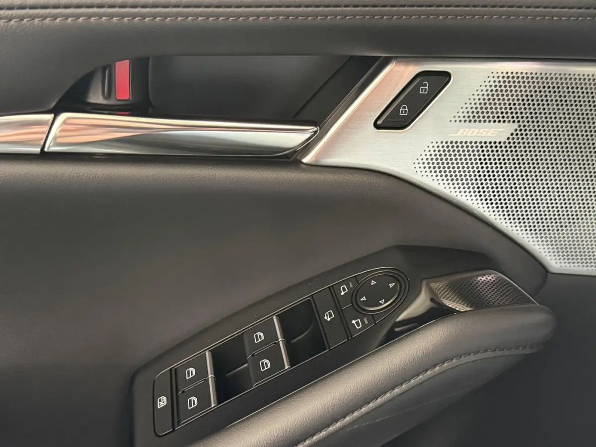 2.0 e-SkyActiv-G M Hybrid 122 Luxury | 360CAM | TRHK | BOSE