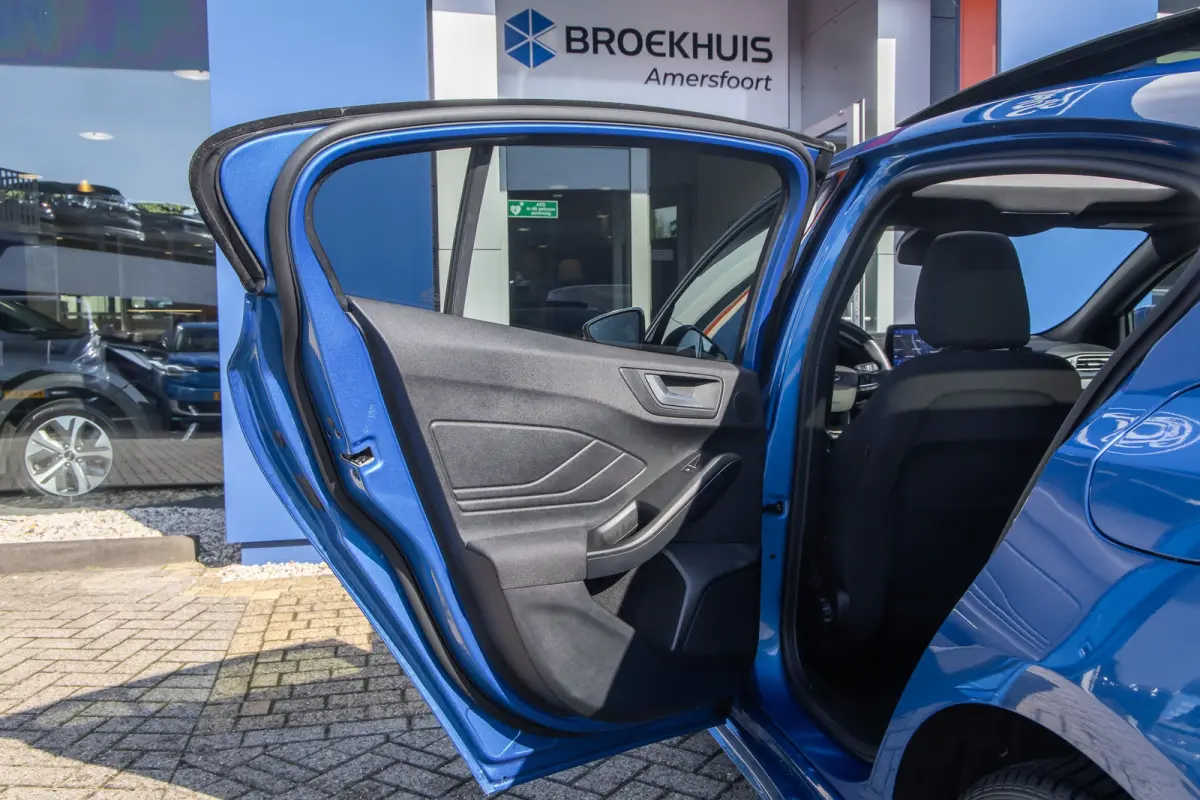 1.0 EcoBoost Hybrid ST Line X Business | Pano | Apple Carplay/Android Auto | Achteruitrijcamera | B&O | Cruise control adaptief | Elektrisch glazen panorama-dak | Achteruitrijcamera | Apple 