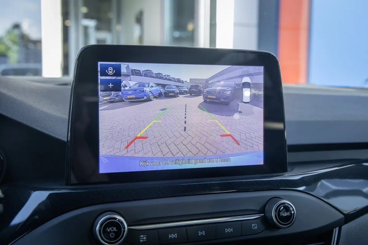 1.0 EcoBoost Hybrid ST Line X Business | Pano | Apple Carplay/Android Auto | Achteruitrijcamera | B&O | Cruise control adaptief | Elektrisch glazen panorama-dak | Achteruitrijcamera | Apple 
