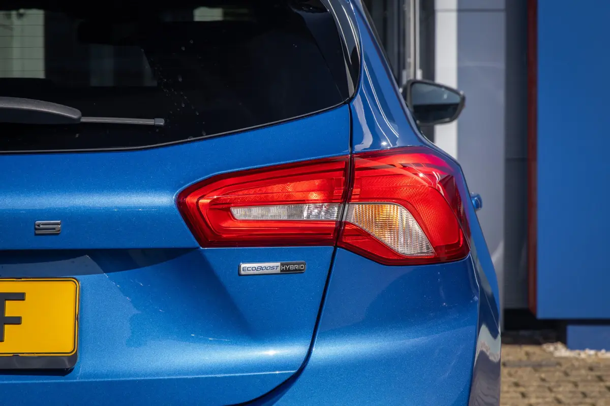1.0 EcoBoost Hybrid ST Line X Business | Pano | Apple Carplay/Android Auto | Achteruitrijcamera | B&O | Cruise control adaptief | Elektrisch glazen panorama-dak | Achteruitrijcamera | Apple 