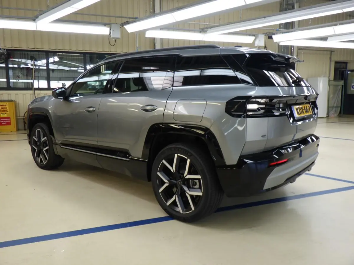 First Edition 74 kWh Tot 8 Jaar Garantie! | Premium + Convenience Pack | Warmtepomp | Massage | Vol-Leder | Adaptive Cruise | Elektr. Achterklep |