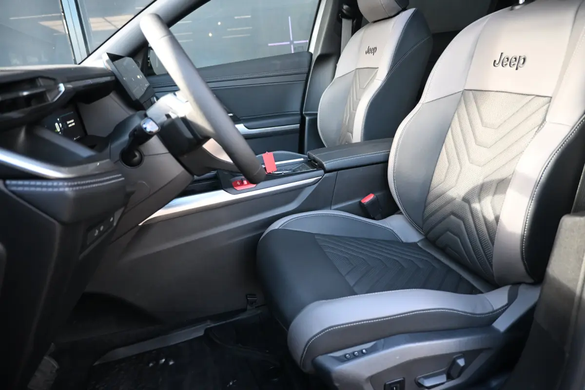 First Edition 74 kWh Tot 8 Jaar Garantie! 99%SOH! | Premium + Convenience Pack | Warmtepomp | Massage | Vol-Leder | Adaptive Cruise | Elektr. Achterklep |