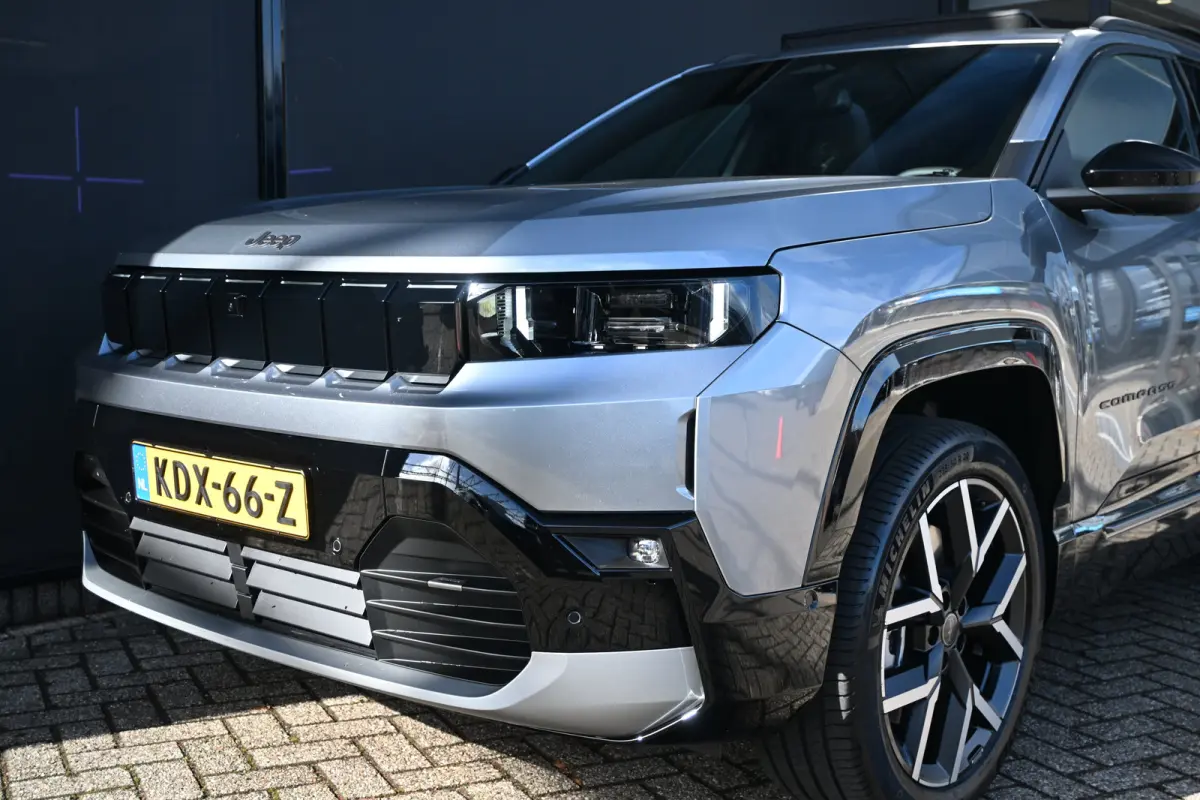 First Edition 74 kWh Tot 8 Jaar Garantie! 99%SOH! | Premium + Convenience Pack | Warmtepomp | Massage | Vol-Leder | Adaptive Cruise | Elektr. Achterklep |