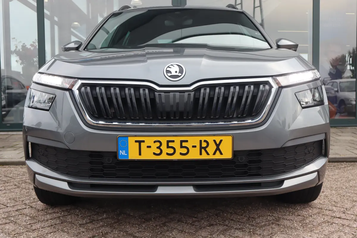 1.0 TSI Sport Business 110PK AUTOMAAT|TREKHAAK | Achteruitrijcamera | Apple Carplay/Android Auto|telefoonintegratie premium | Draadloze telefoonlader