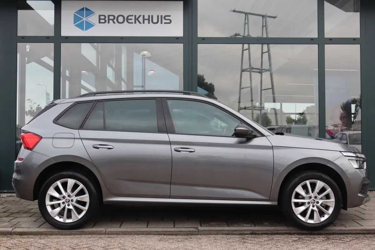 1.0 TSI Sport Business 110PK AUTOMAAT|TREKHAAK | Achteruitrijcamera | Apple Carplay/Android Auto|telefoonintegratie premium | Draadloze telefoonlader