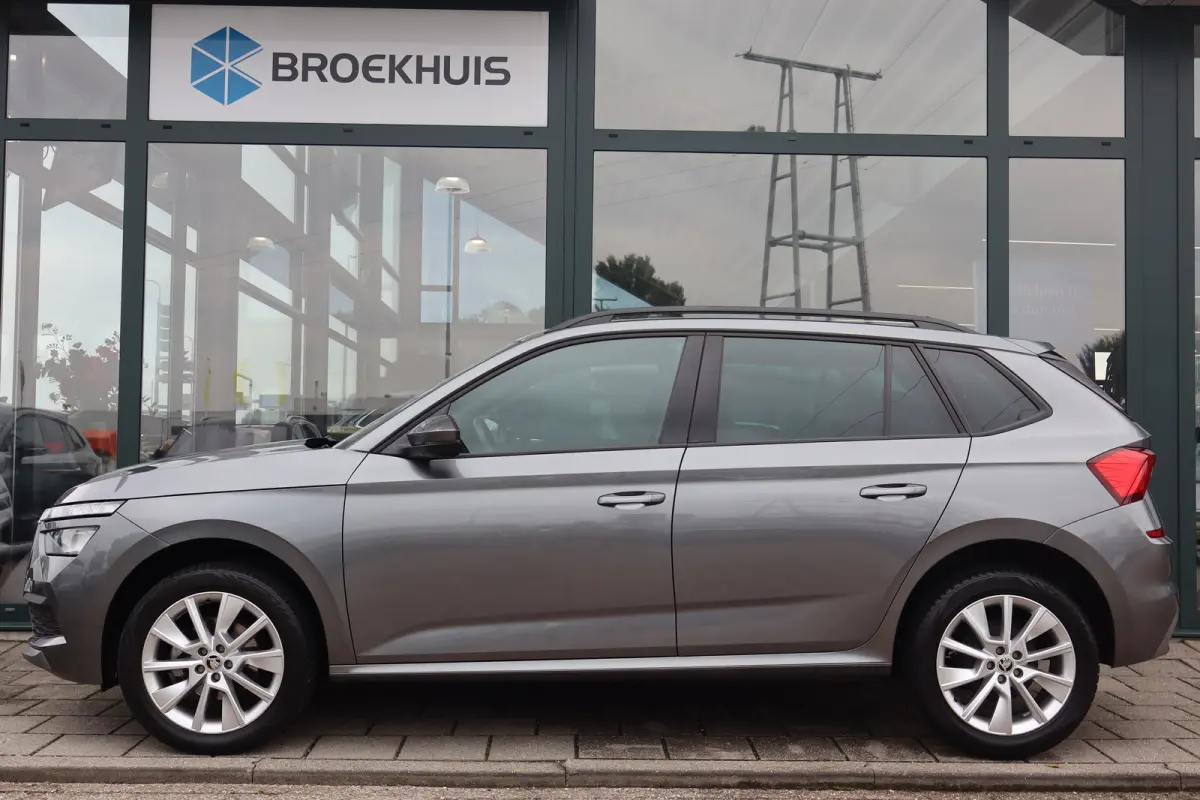 1.0 TSI Sport Business 110PK AUTOMAAT|TREKHAAK | Achteruitrijcamera | Apple Carplay/Android Auto|telefoonintegratie premium | Draadloze telefoonlader