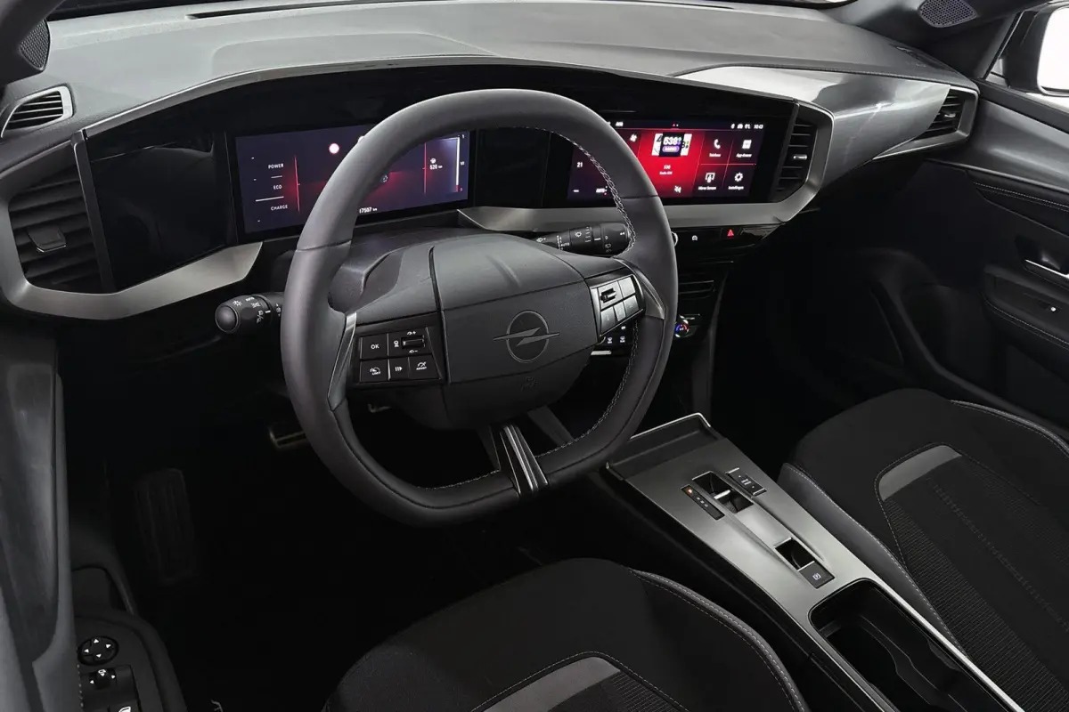 1.2 Turbo Hybrid GS Stuurverwarming Camera Keyless