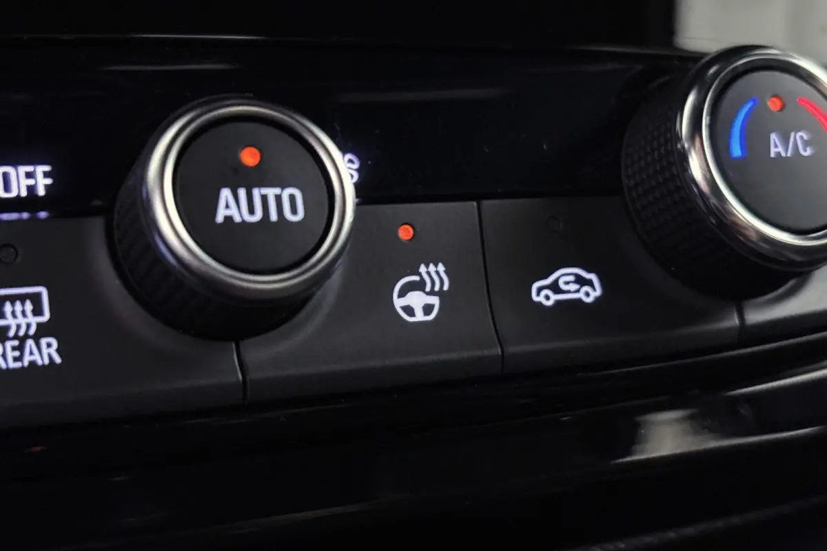 1.2 Turbo Hybrid GS Stuurverwarming Camera Keyless