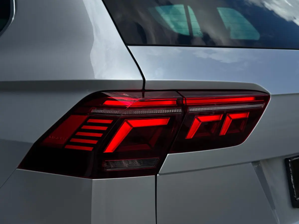 1.4 TSI eHybrid R-Line PANO|LEDER|CAMERA|ACC|ECC