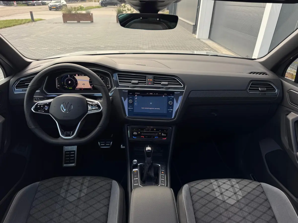 1.4 TSI eHybrid R-Line PANO|LEDER|CAMERA|ACC|ECC