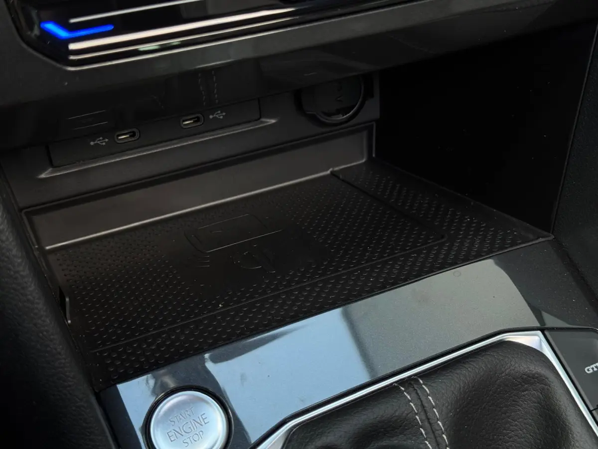 1.4 TSI eHybrid R-Line PANO|LEDER|CAMERA|ACC|ECC