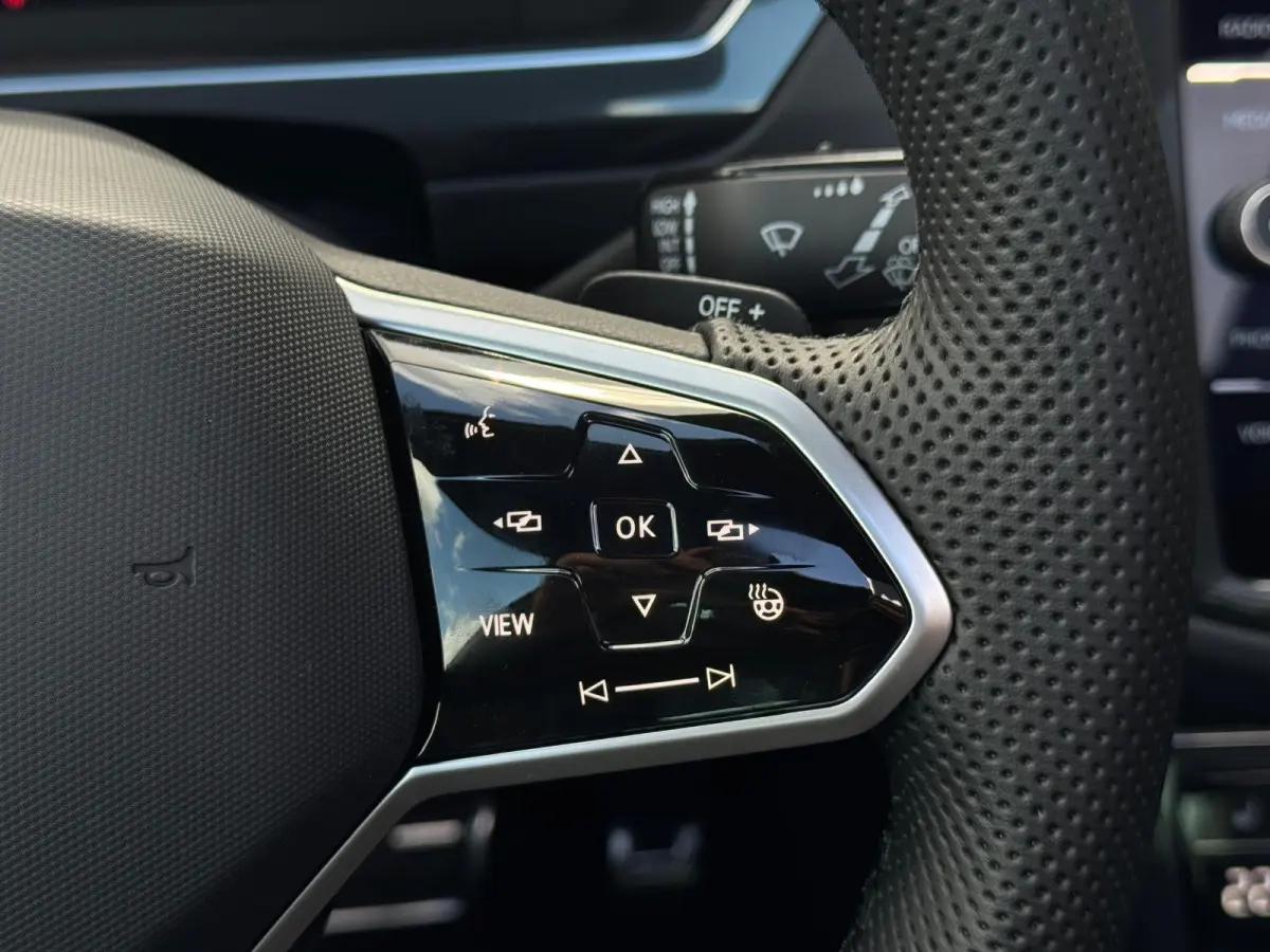 1.4 TSI eHybrid R-Line PANO|LEDER|CAMERA|ACC|ECC