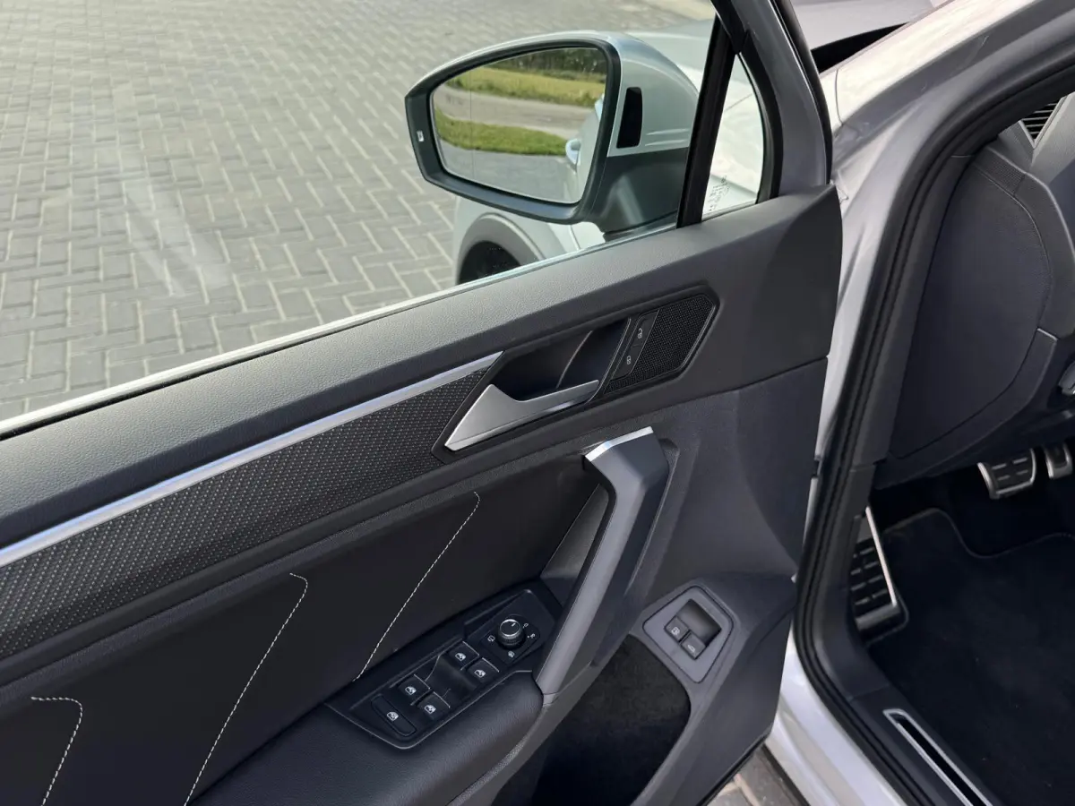 1.4 TSI eHybrid R-Line PANO|LEDER|CAMERA|ACC|ECC