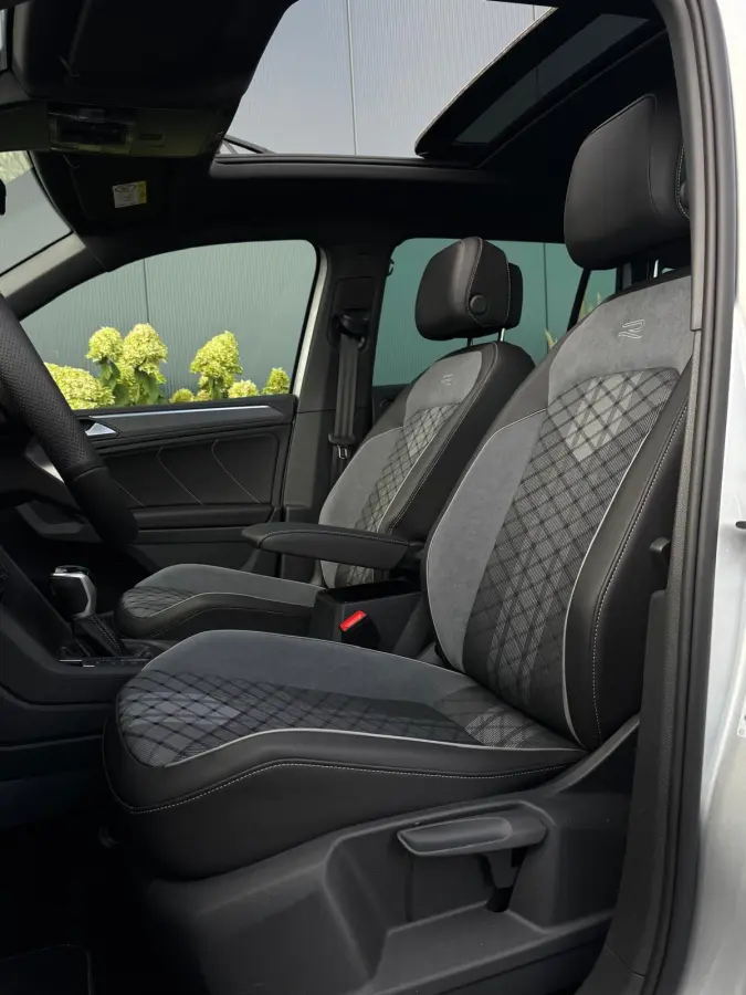 1.4 TSI eHybrid R-Line PANO|LEDER|CAMERA|ACC|ECC