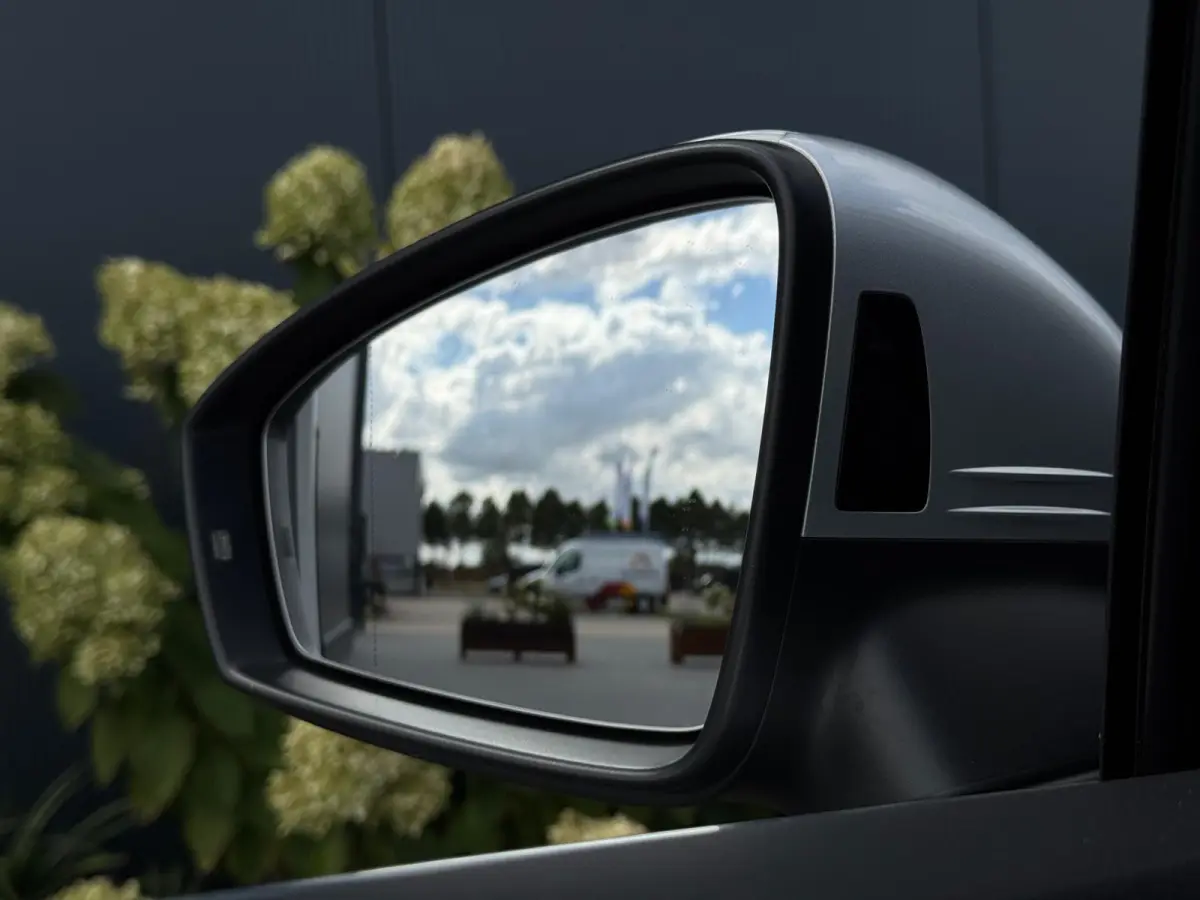 1.4 TSI eHybrid R-Line PANO|LEDER|CAMERA|ACC|ECC