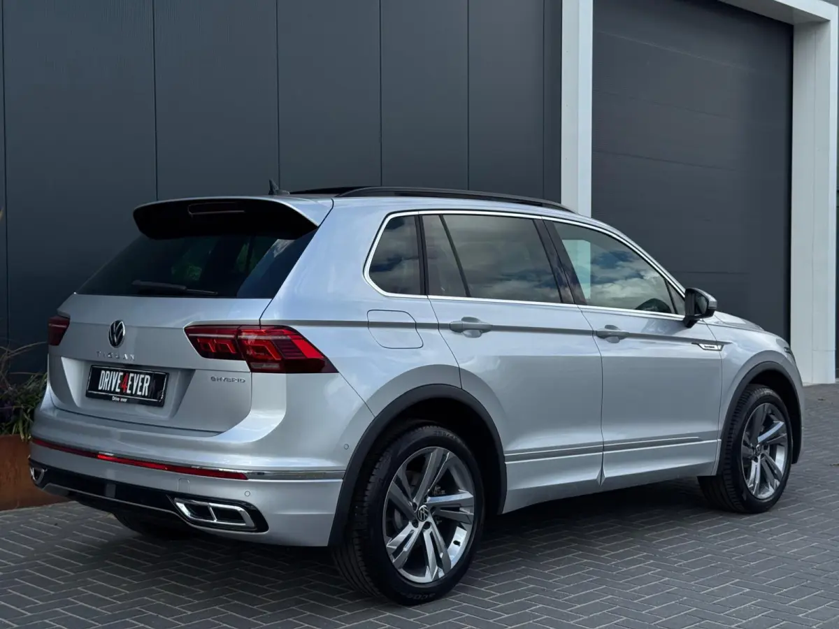 1.4 TSI eHybrid R-Line PANO|LEDER|CAMERA|ACC|ECC