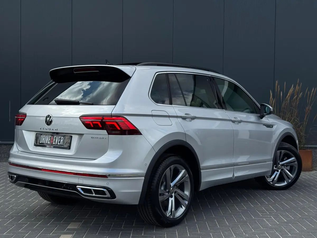 1.4 TSI eHybrid R-Line PANO|LEDER|CAMERA|ACC|ECC