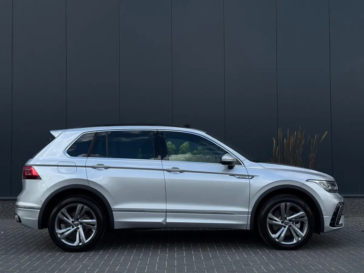 1.4 TSI eHybrid R-Line PANO|LEDER|CAMERA|ACC|ECC