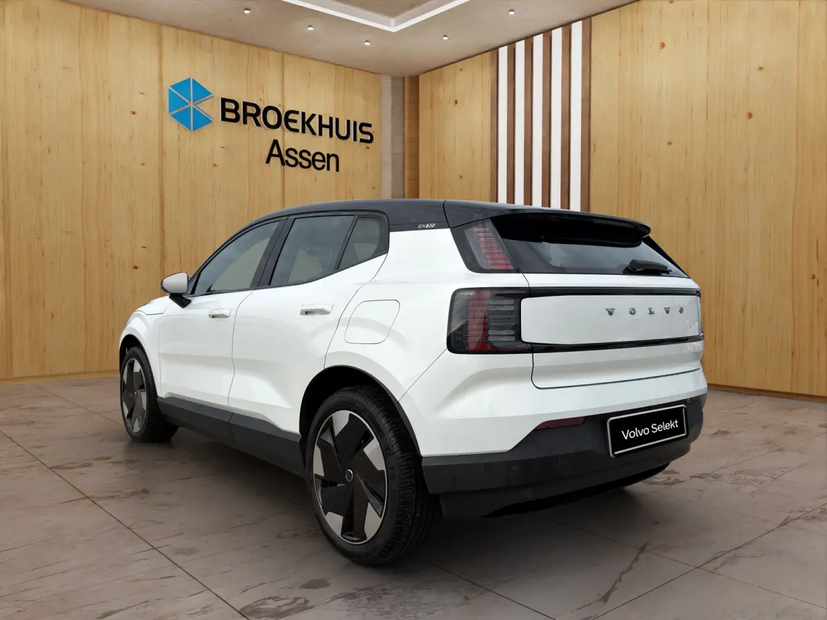 Single Motor Extended Range Plus 69 kWh | BLIS | Harman Kardon | Stoel + Stuur Verwarming | Keyless Start / Entry |