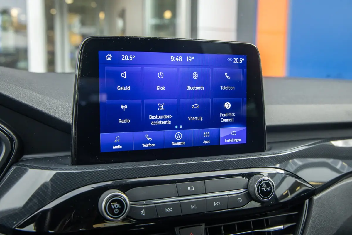 1.5 EcoBoost ST-Line | Trekhaak | Apple Carplay/Android Auto | Achteruitrijcamera | Dodehoek detectie | Keyless | Parkeersensoren | Stoel- Stuurverwarming | Achteruitrijcamera | Apple Carpla