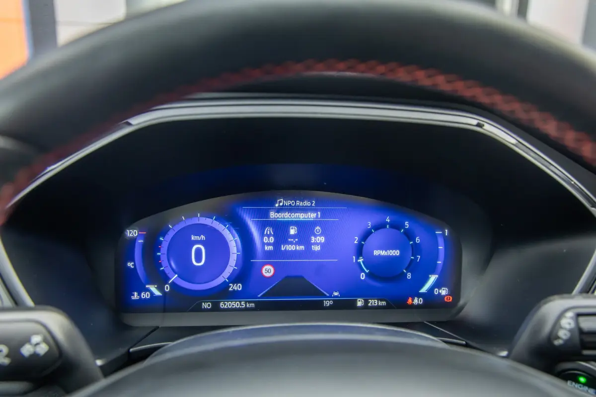 1.5 EcoBoost ST-Line | Trekhaak | Apple Carplay/Android Auto | Achteruitrijcamera | Dodehoek detectie | Keyless | Parkeersensoren | Stoel- Stuurverwarming | Achteruitrijcamera | Apple Carpla