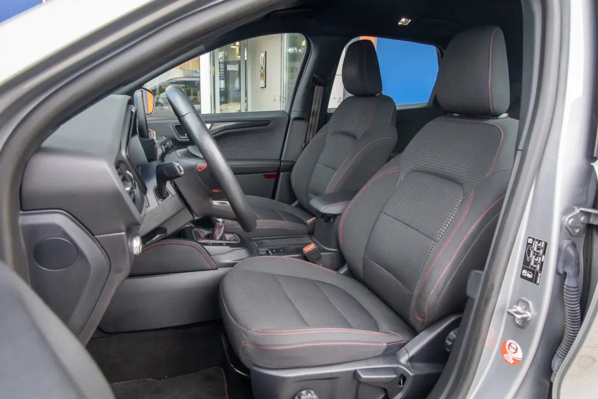 1.5 EcoBoost ST-Line | Trekhaak | Apple Carplay/Android Auto | Achteruitrijcamera | Dodehoek detectie | Keyless | Parkeersensoren | Stoel- Stuurverwarming | Achteruitrijcamera | Apple Carpla