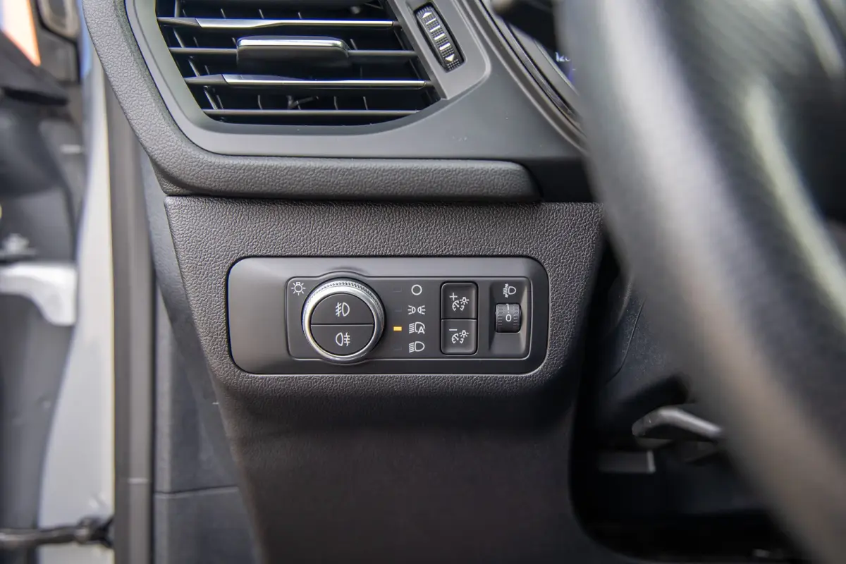 1.5 EcoBoost ST-Line | Trekhaak | Apple Carplay/Android Auto | Achteruitrijcamera | Dodehoek detectie | Keyless | Parkeersensoren | Stoel- Stuurverwarming | Achteruitrijcamera | Apple Carpla