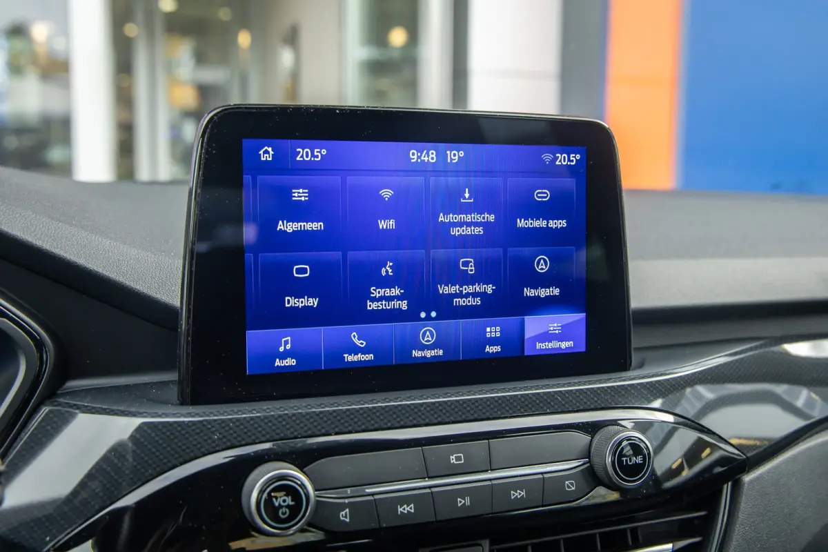 1.5 EcoBoost ST-Line | Trekhaak | Apple Carplay/Android Auto | Achteruitrijcamera | Dodehoek detectie | Keyless | Parkeersensoren | Stoel- Stuurverwarming | Achteruitrijcamera | Apple Carpla