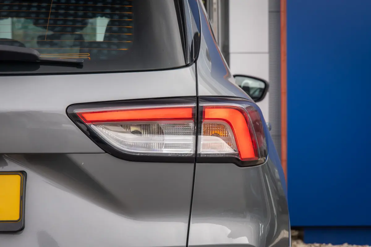 1.5 EcoBoost ST-Line | Trekhaak | Apple Carplay/Android Auto | Achteruitrijcamera | Dodehoek detectie | Keyless | Parkeersensoren | Stoel- Stuurverwarming | Achteruitrijcamera | Apple Carpla