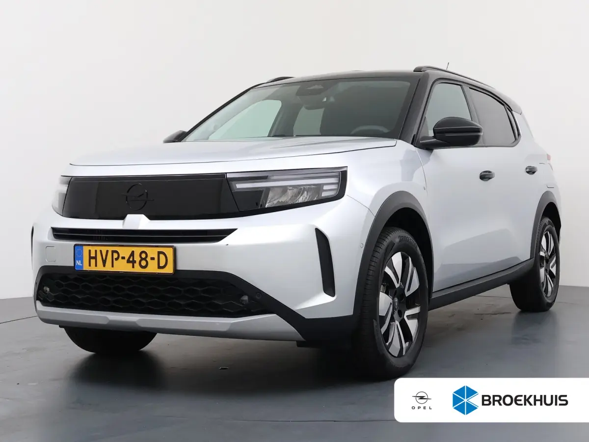 1.2 Turbo Hybrid GS / Navigatie / Camera / Parkeersensoren / Stuur -en Stoelverwarmd / Dodehoek / Carplay / LED