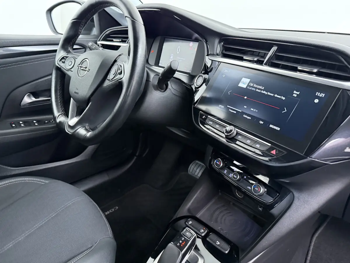 1.2 Elegance | Achteruitrijcamera | Apple Carplay/Android Auto|telefoonintegratie premium | Centrale deurvergrendeling met afstandsbediening