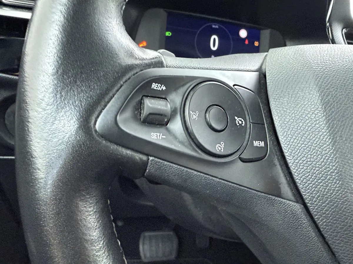 1.2 Elegance | Achteruitrijcamera | Apple Carplay/Android Auto|telefoonintegratie premium | Centrale deurvergrendeling met afstandsbediening