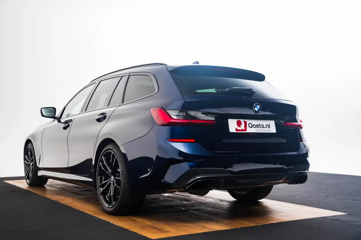 M340d xDrive Business Edition Plus Trekhaak - Panoramadak - Elektrischverstelbare stoelen - Stoelverwarming voor/achter - Getinte/geluiddempende ruiten - Head up - Active Cruise Control -