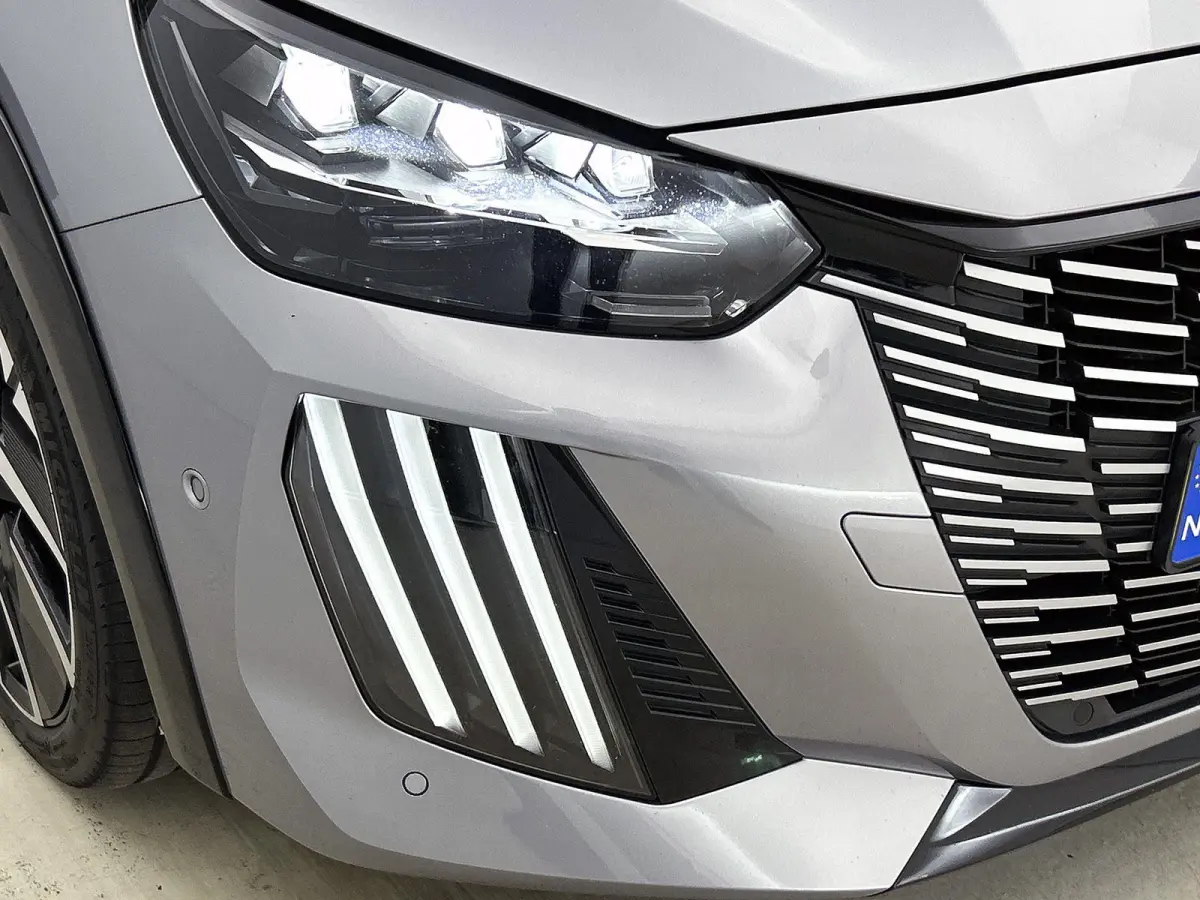 GT Hybrid 145pk Automaat | Navigatie | 360° Camera | Climate Control | Adaptieve Cruise Control | Parkeersensoren v+a | Armsteun | Keyless | Full Led koplampen | Dodehoeksensor| Leder/stof 