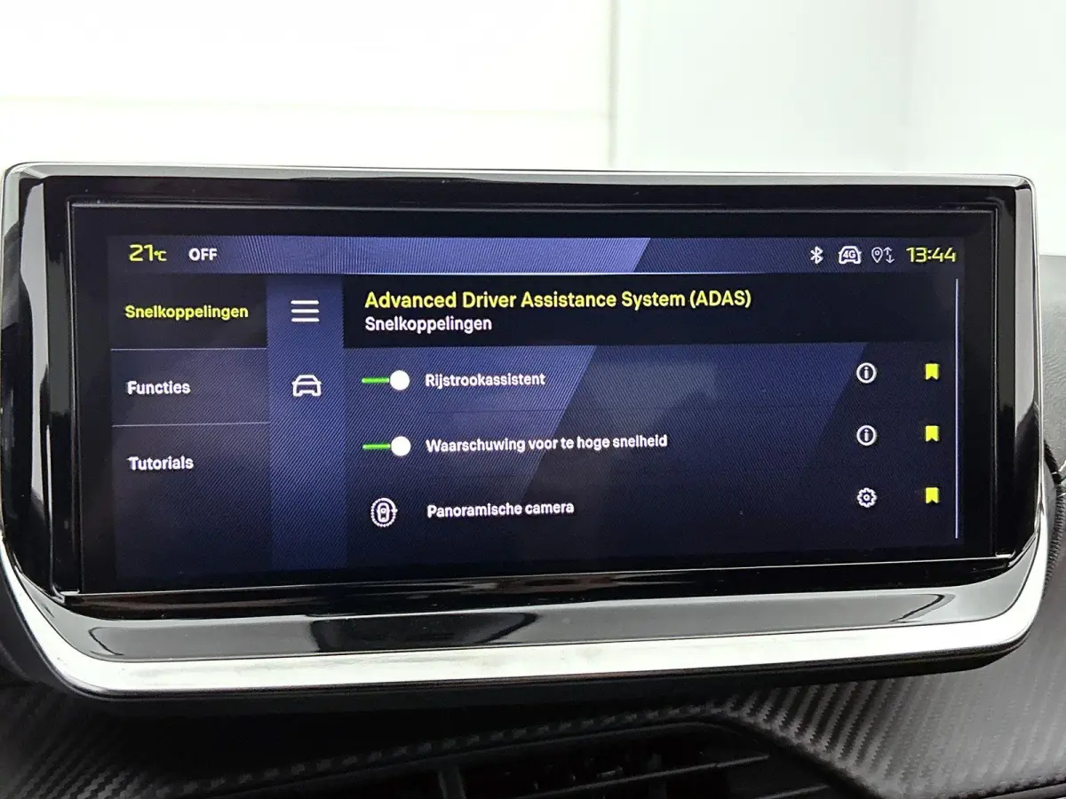 GT Hybrid 145pk Automaat | Navigatie | 360° Camera | Climate Control | Adaptieve Cruise Control | Parkeersensoren v+a | Armsteun | Keyless | Full Led koplampen | Dodehoeksensor| Leder/stof 