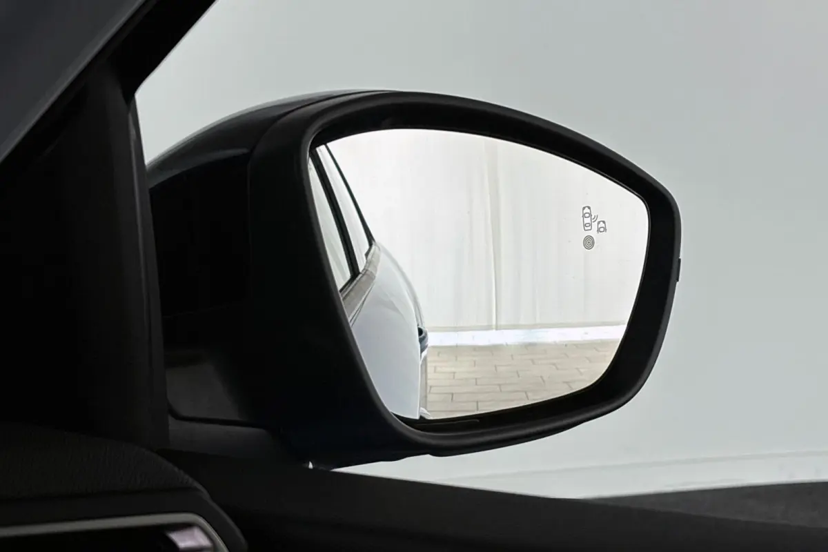 1.2 Hybrid 110 e-DCS6 Allure Automaat Camera Dodehoek Navigatie