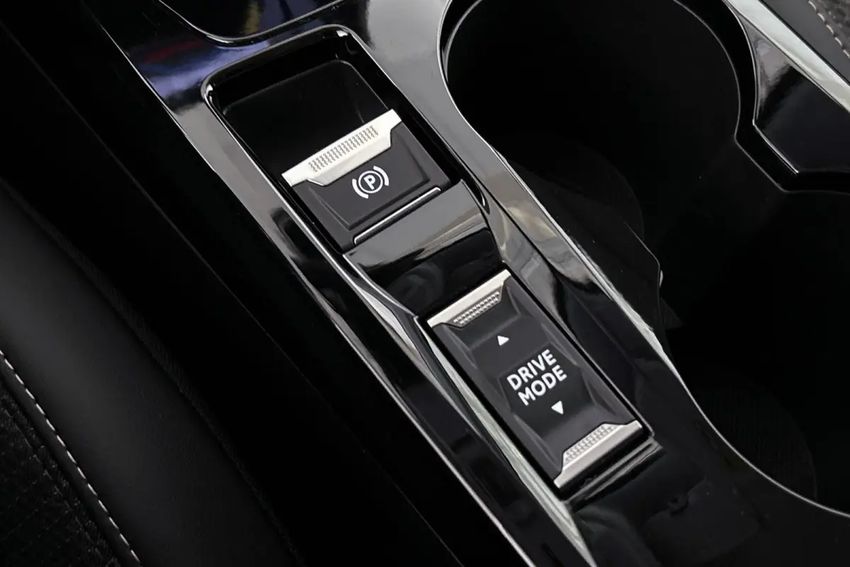 1.2 Hybrid 110 e-DCS6 Allure Automaat Camera Dodehoek Navigatie