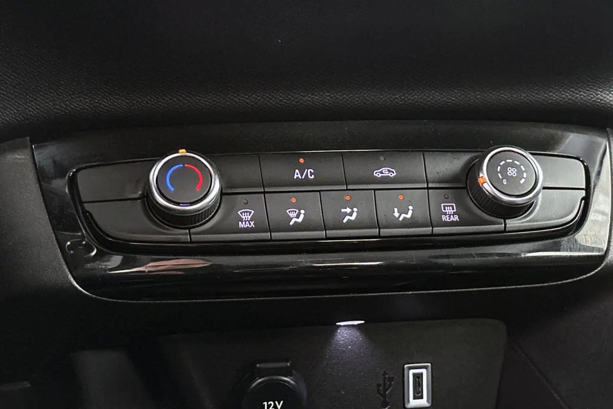 1.2 Edition LED Apple CarPlay 16" LMW