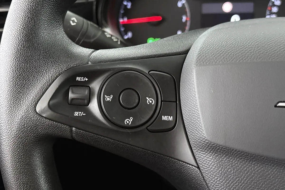 1.2 Edition LED Apple CarPlay 16" LMW
