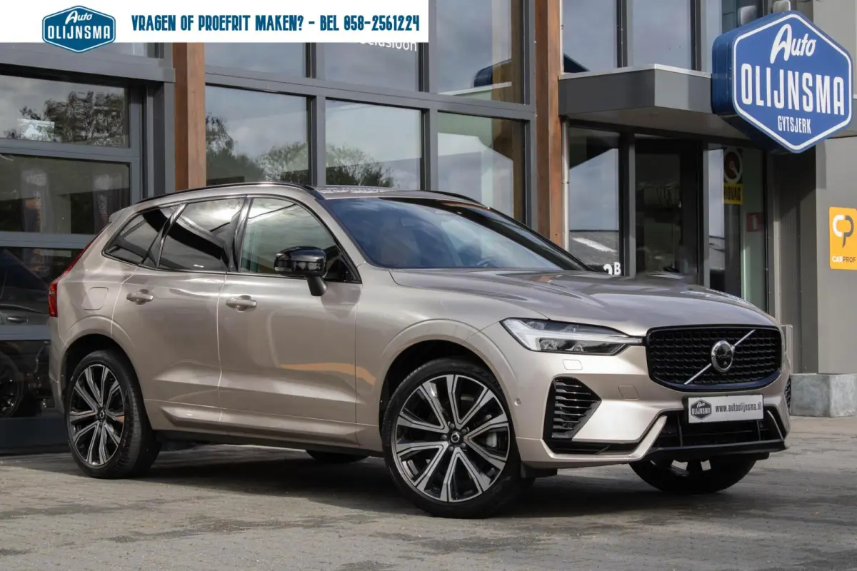 2.0 T6 Plug-in hybrid AWD Ultimate Bright|Massage|Stuur+stoelverwarming en ventilatie|360 Camera|Trekhaak|